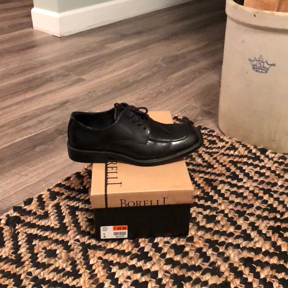 Boys dress black dress shoes